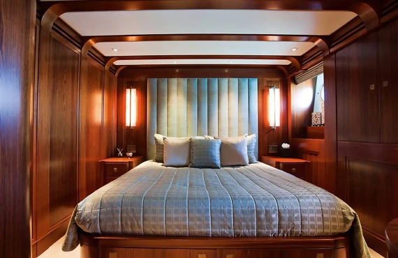 Blind Date - Image 8