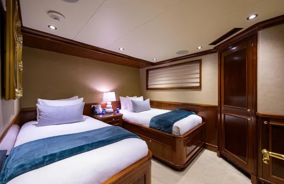 Excellence - Image 11