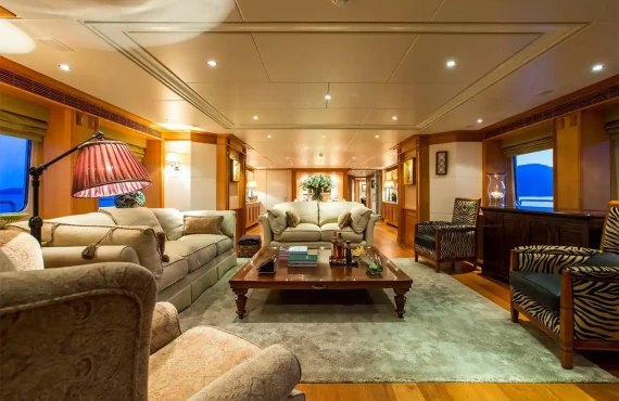 The Lady K - Image 3