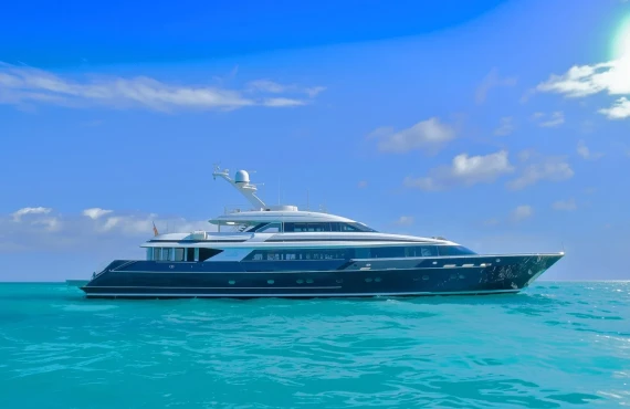 Octopussy - Image 17