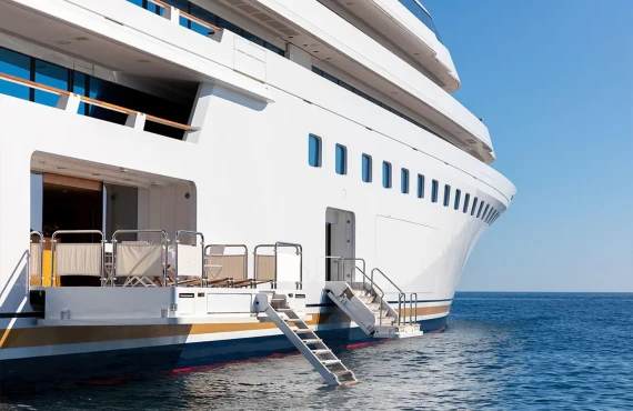 Lady Moura - Image 17