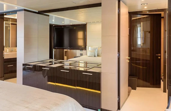 Chrimi III - Image 8