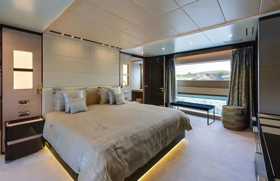 Chrimi III - Image 6