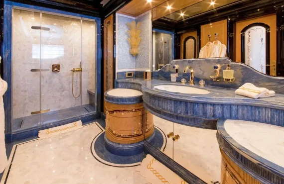 I Dynasty - Image 14