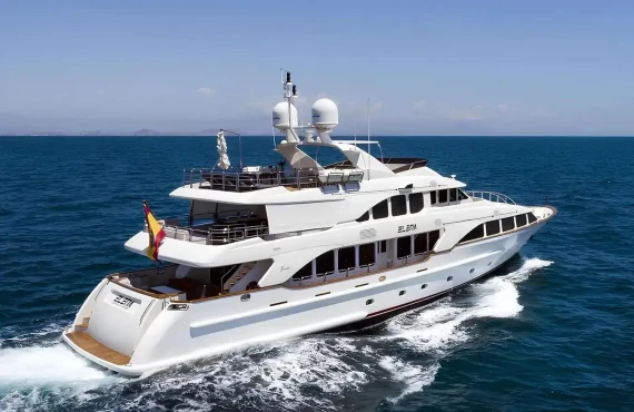 Elena Nueve - Image 24