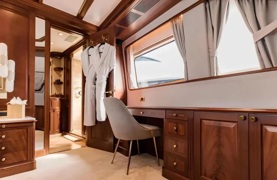 Mamma Mia - Image 10