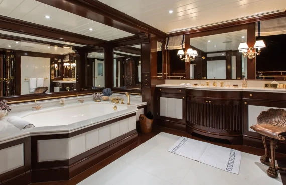 Grand Ocean - Image 13