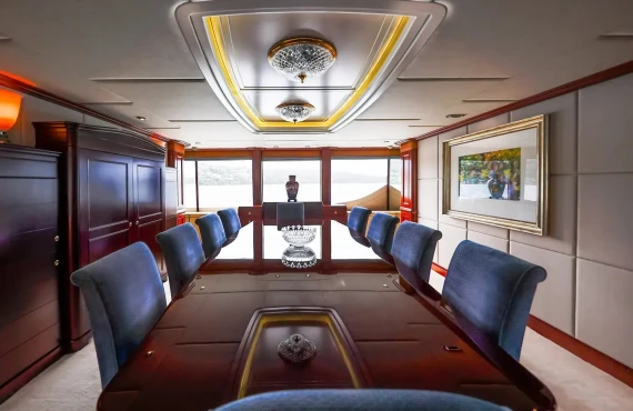 Crystal Lady - Image 5