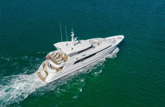 Crystal Lady - Image 20