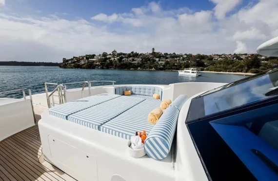 Crystal Lady - Image 17