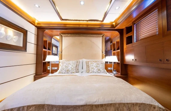 Stella Fiera - Image 11