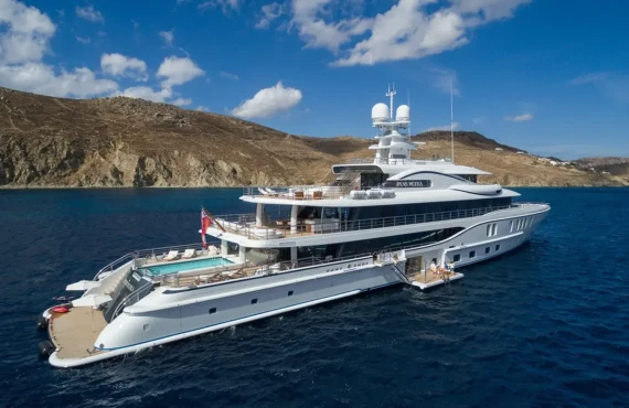 Plvs Vltra - Image 32