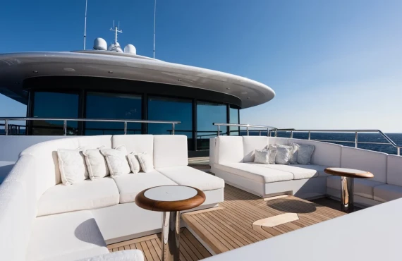 Plvs Vltra - Image 28