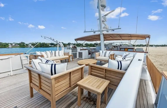 Chanticleer - Image 17