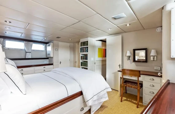 Chanticleer - Image 6