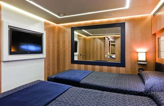 Le Caprice IV - Image 9