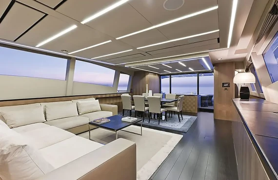 Le Caprice IV - Image 3