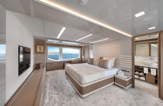 Lady Dorothea - Image 6