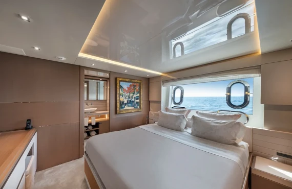 Lady Dorothea - Image 7