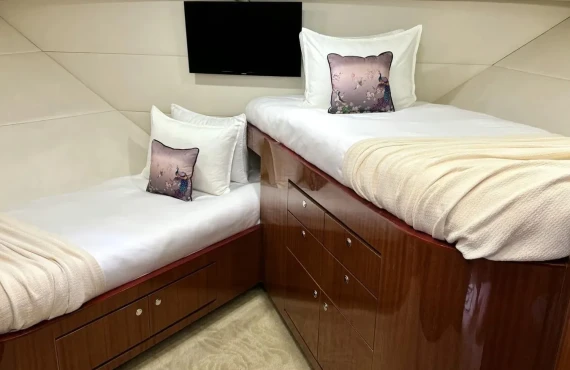 Robin's Nest II - Image 10