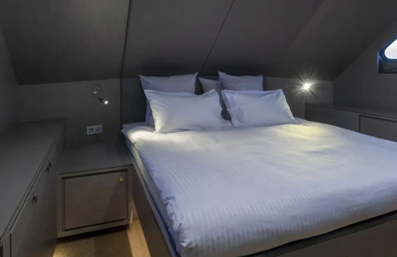 Heliad III - Image 6