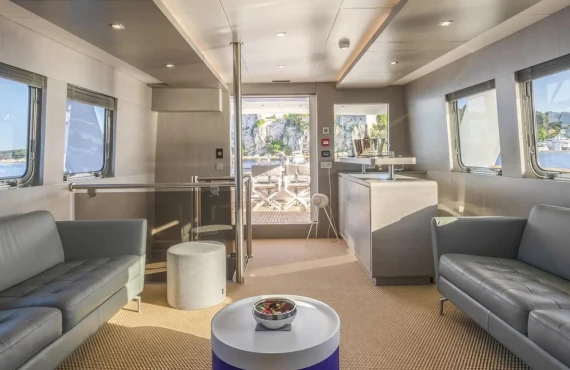 Heliad III - Image 3