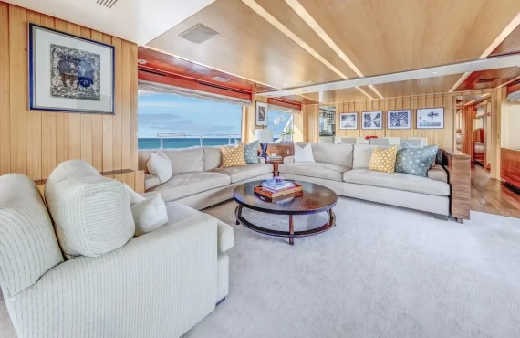 Dylan Anne - Image 3