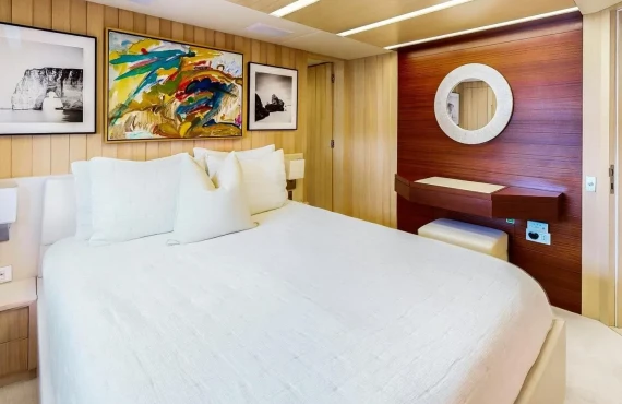 Dylan Anne - Image 9