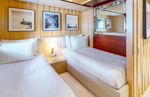 Dylan Anne - Image 11