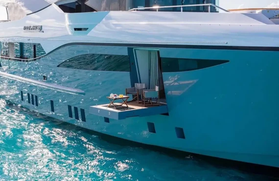 Moonraker - Image 20