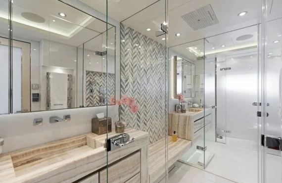 Moonraker - Image 13