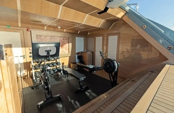 Moonraker - Image 15