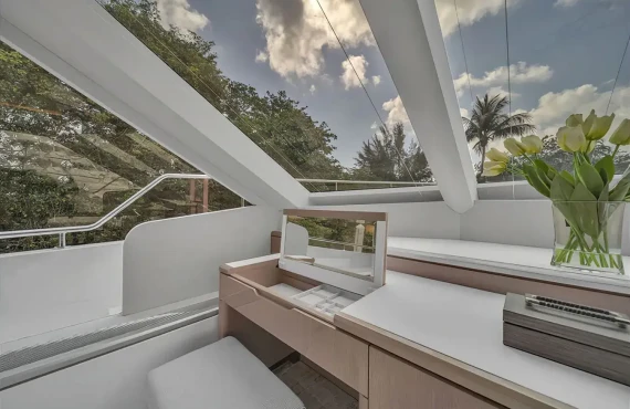 Carbon Copy - Image 9