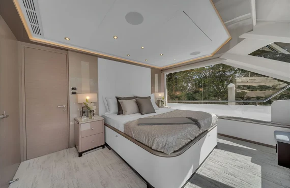 Carbon Copy - Image 7