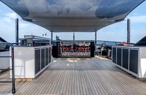 Black Legend - Image 17