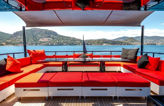 Black Legend - Image 15