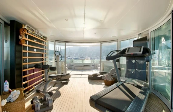 King Louis - Image 9