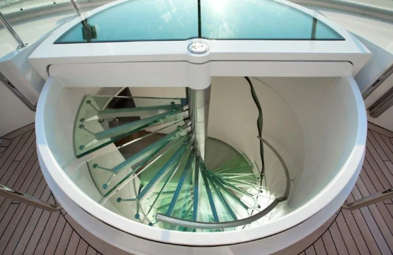 King Louis - Image 11