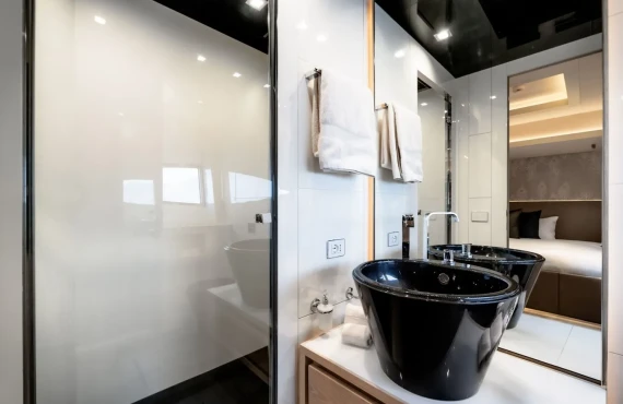 Fast & Furious - Image 13