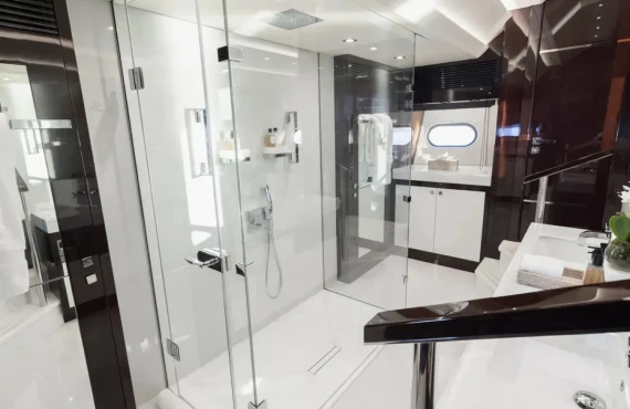 King Power - Image 11