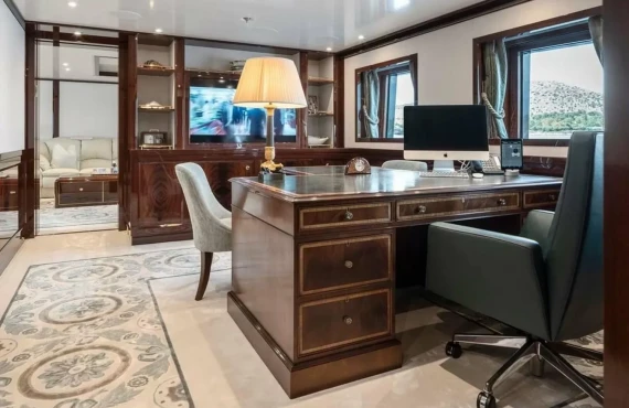 La Familia - Image 8