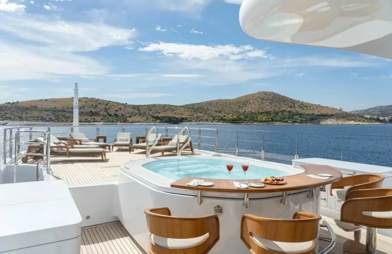 La Familia - Image 22