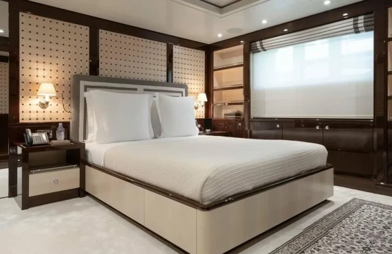 La Familia - Image 9