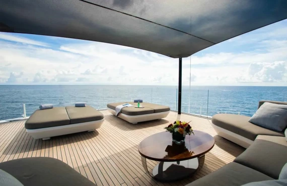 Casino Royale - Image 24