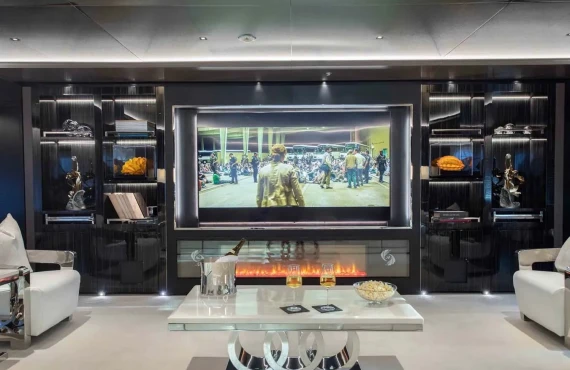 Casino Royale - Image 4