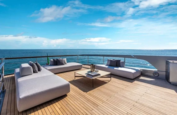 Riva Royale - Image 20