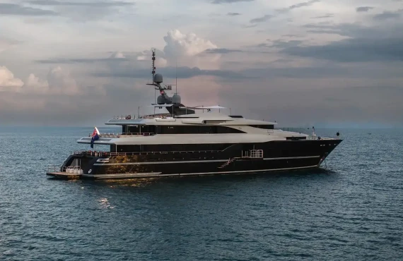 Majesty Elenoliya - Image 20