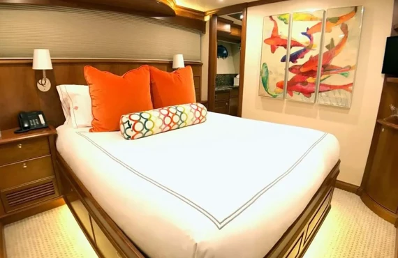 Harbor Lady - Image 7