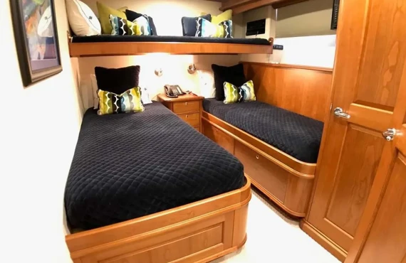 Harbor Lady - Image 9