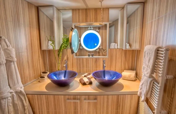 Sanssouci Star - Image 11